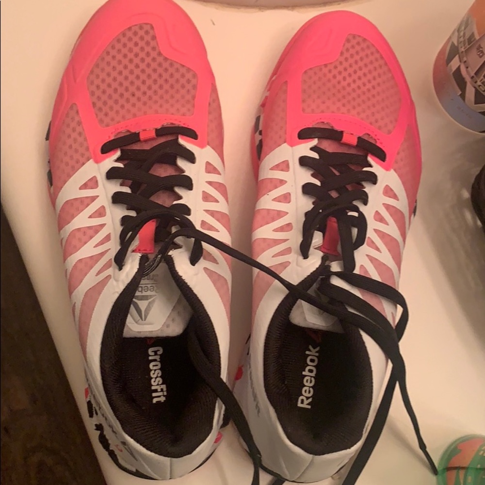 CrossFit Reebok Nanos size 7.5
